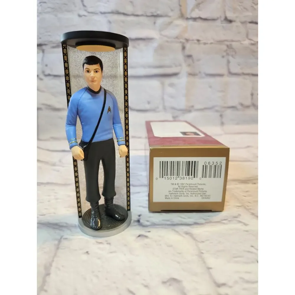 1997 Hallmark Star Trek Dr Leonard Bones McCoy Keepsake Ornament TOS QXI6352
